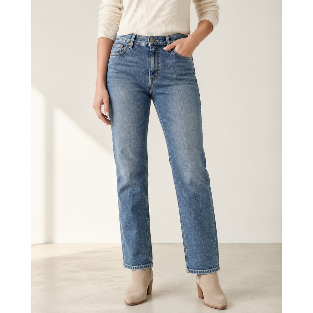 Bandolino Blu Mandie Straight Leg Stretch Jeans Size 12 Medium Wash